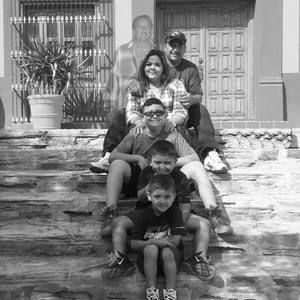 Meet your Posher, Lorena